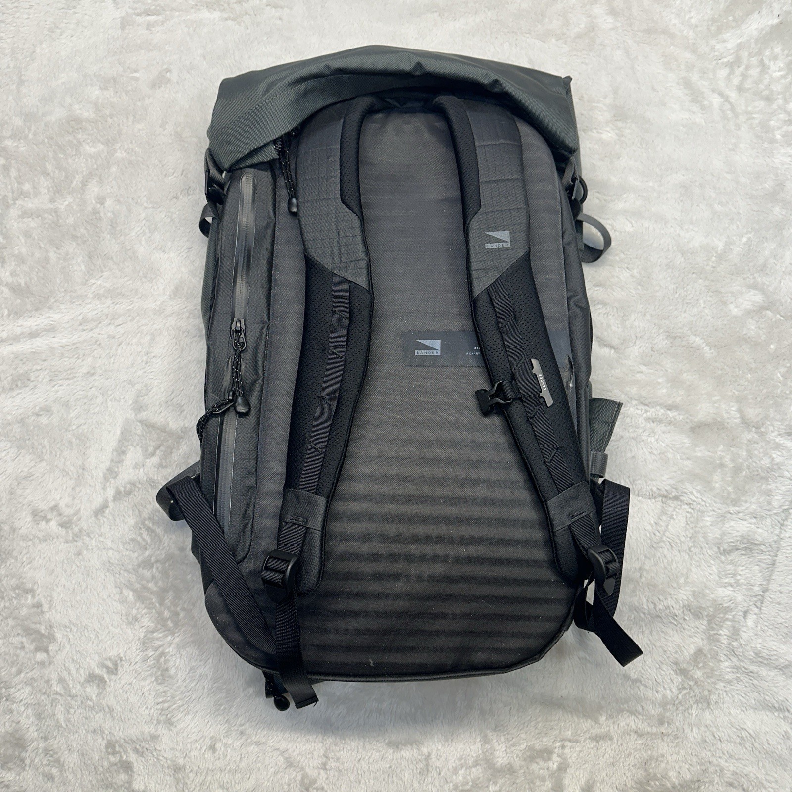 Lander Traveler Backpack Outdoor 19 Inch Computer Bag Crash pad computer protect