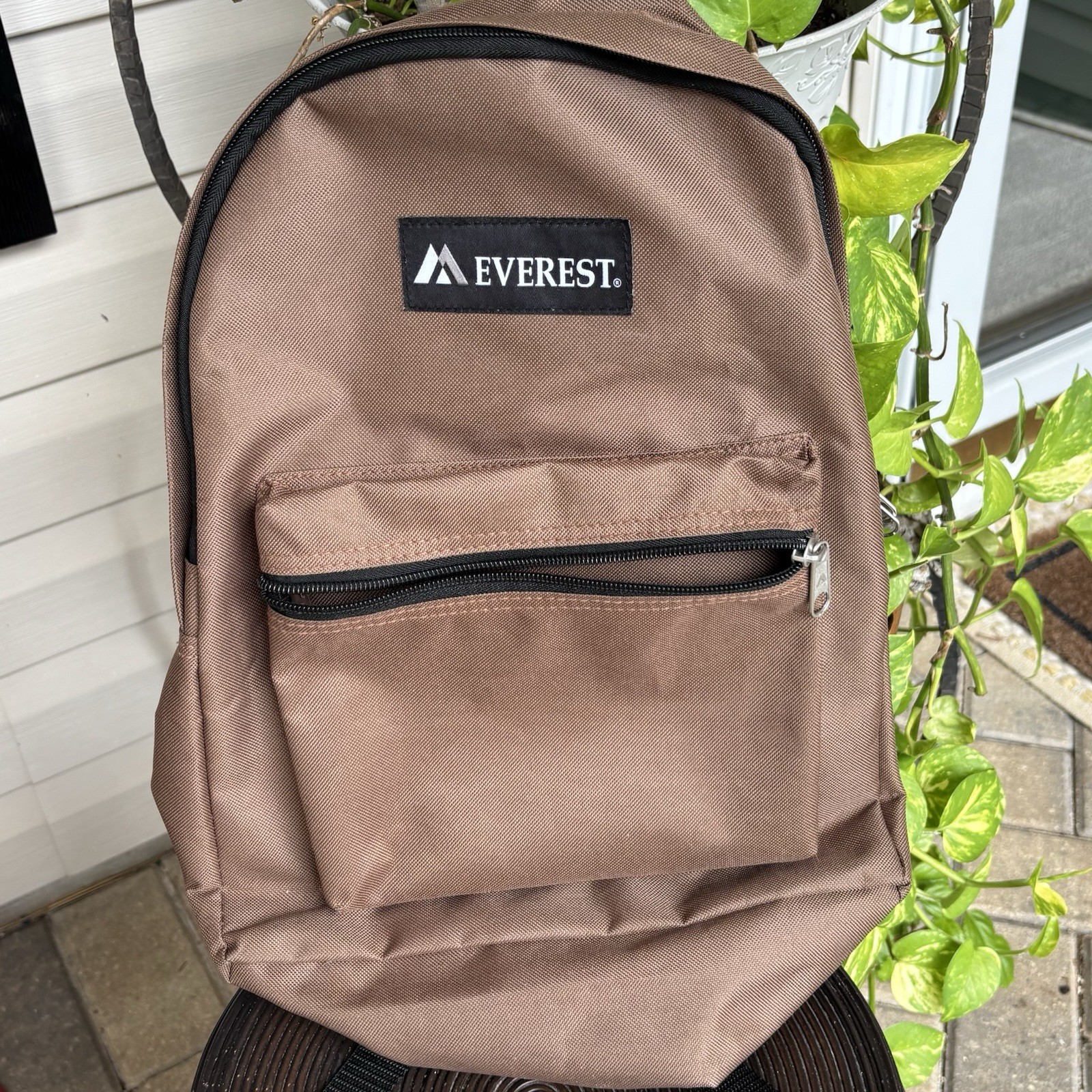 Everest Unisex Basic 15″ Backpack BROWN