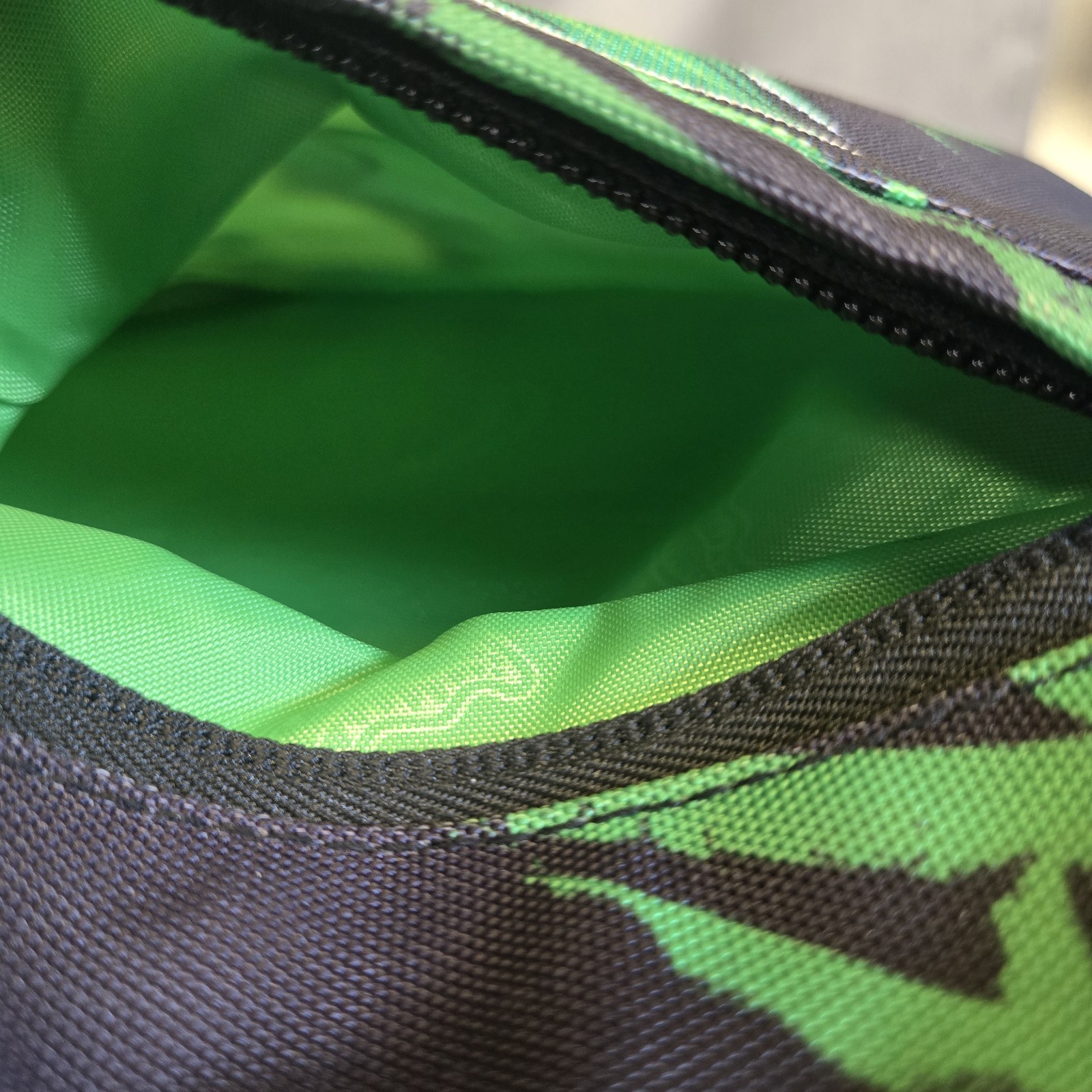 SPRAYGROUND THE JOKER HAHAHAHA BACKPACK / BATMAN BOOK BAG EUC