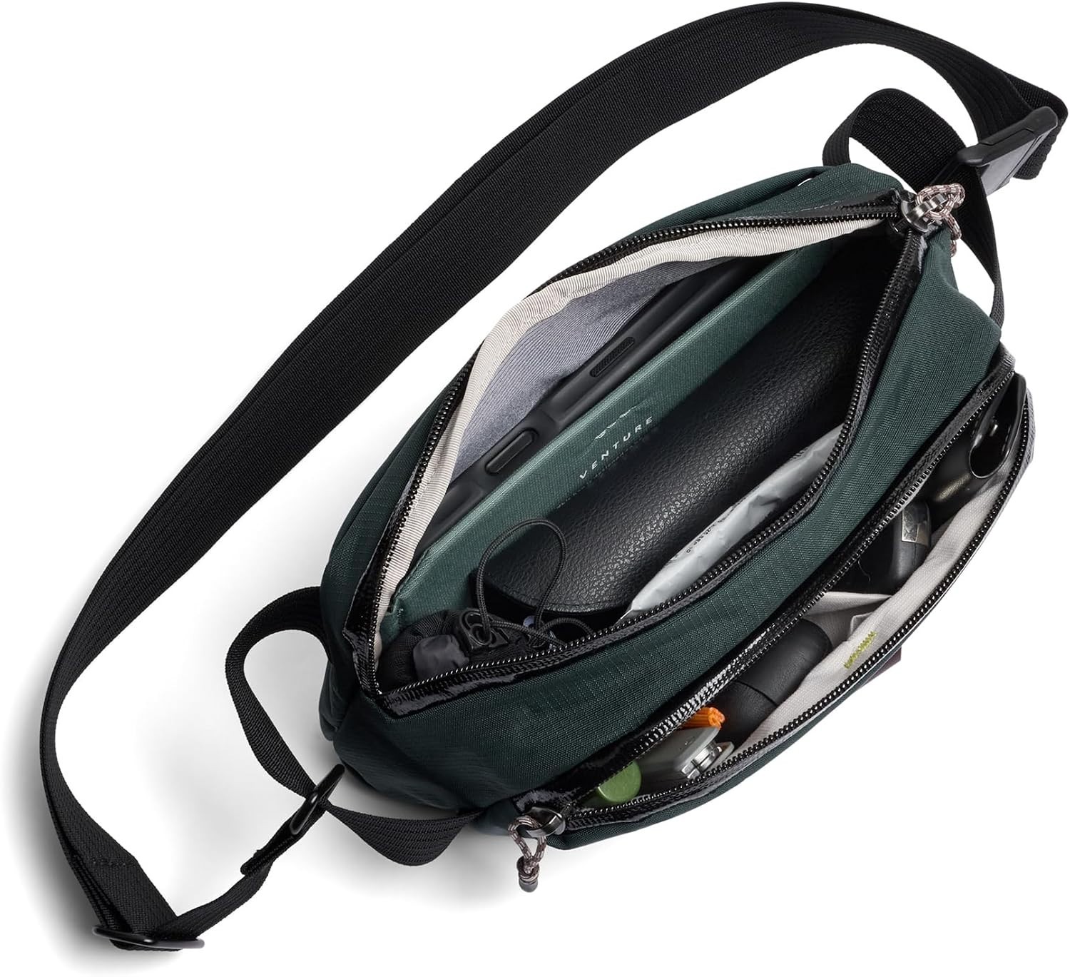 Bellroy Venture Ready Sling 2.5L -Deep ocean , Seatbelt Strap
