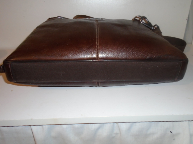 BOCONI TAYLOR TUMBLED X-BODY MESSENGER ALLEATHER LAPTOP SATCHEL $388 RETL.