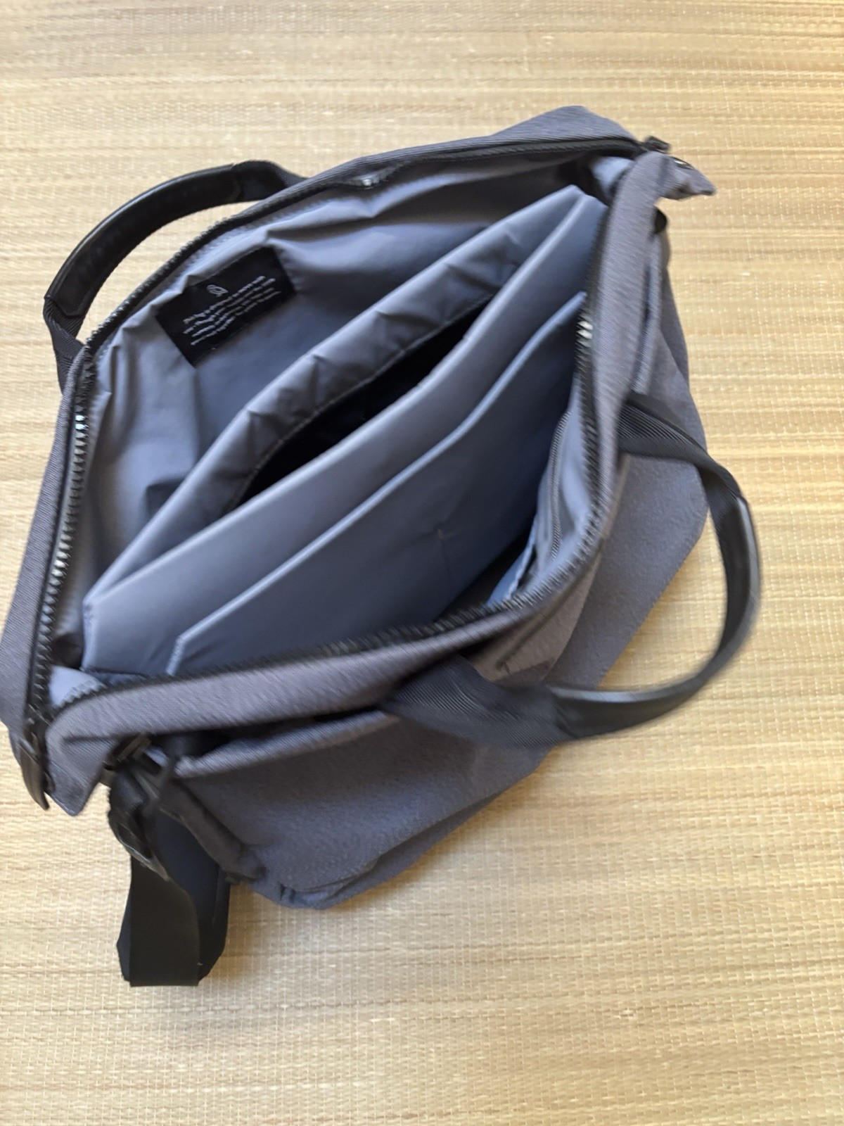 Bellroy Work Messenger Bag Gray Expandable 14L