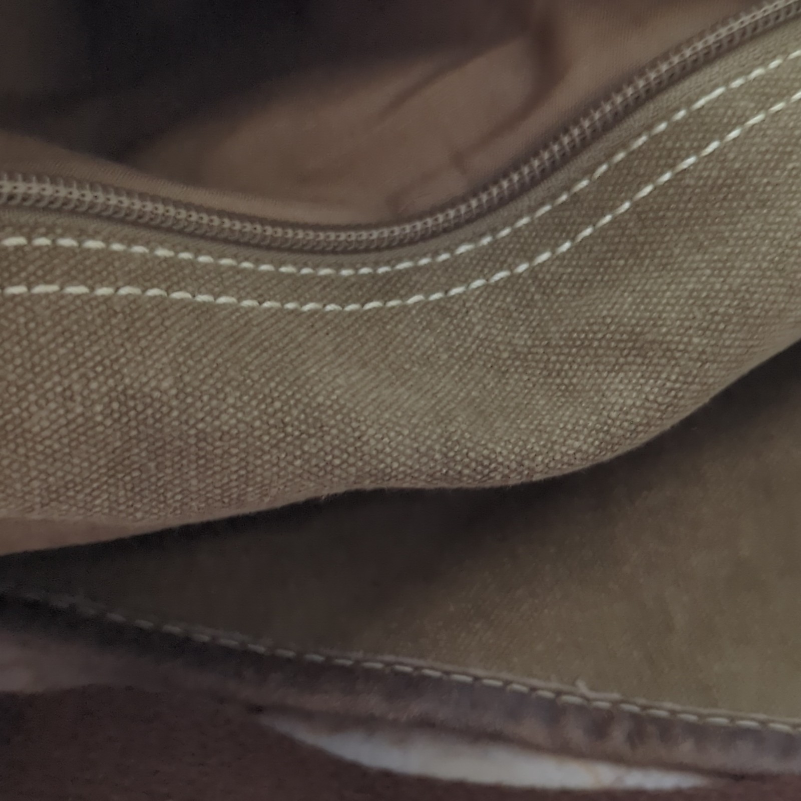 Mantarray Messenger Bag Green/Brown Zip Crossbody Adjustable Strap Pockets