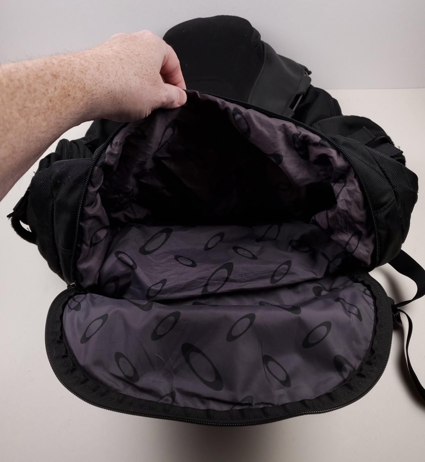 Oakley Kitchen Sink Backpack Stealth Black 34L Laptop Tactical Hiking