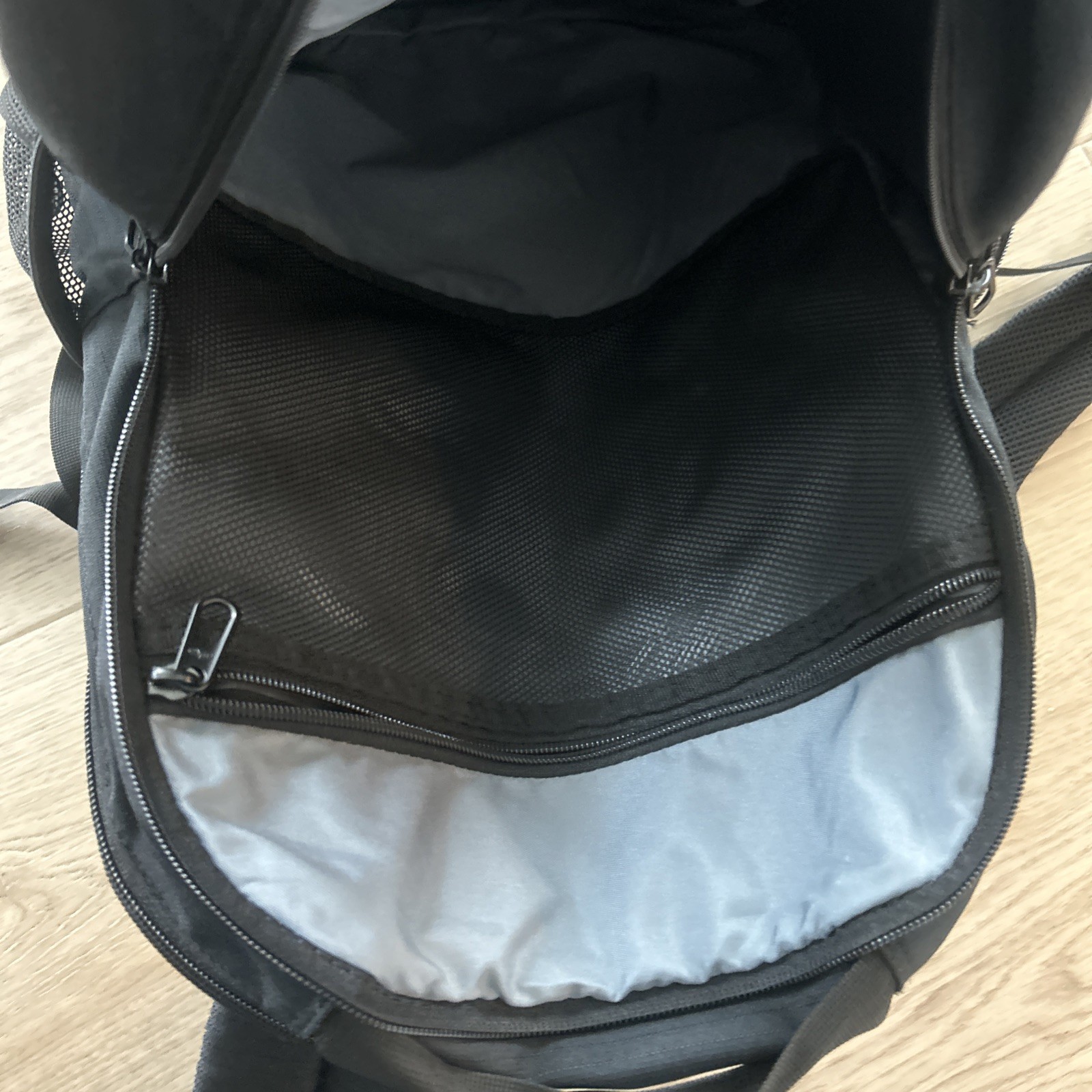 NIKE BRASILIA MEDIUM BACKPACK (24L) BLACK SCHOOL SPORT BOOK BAG Beyond Ball Logo