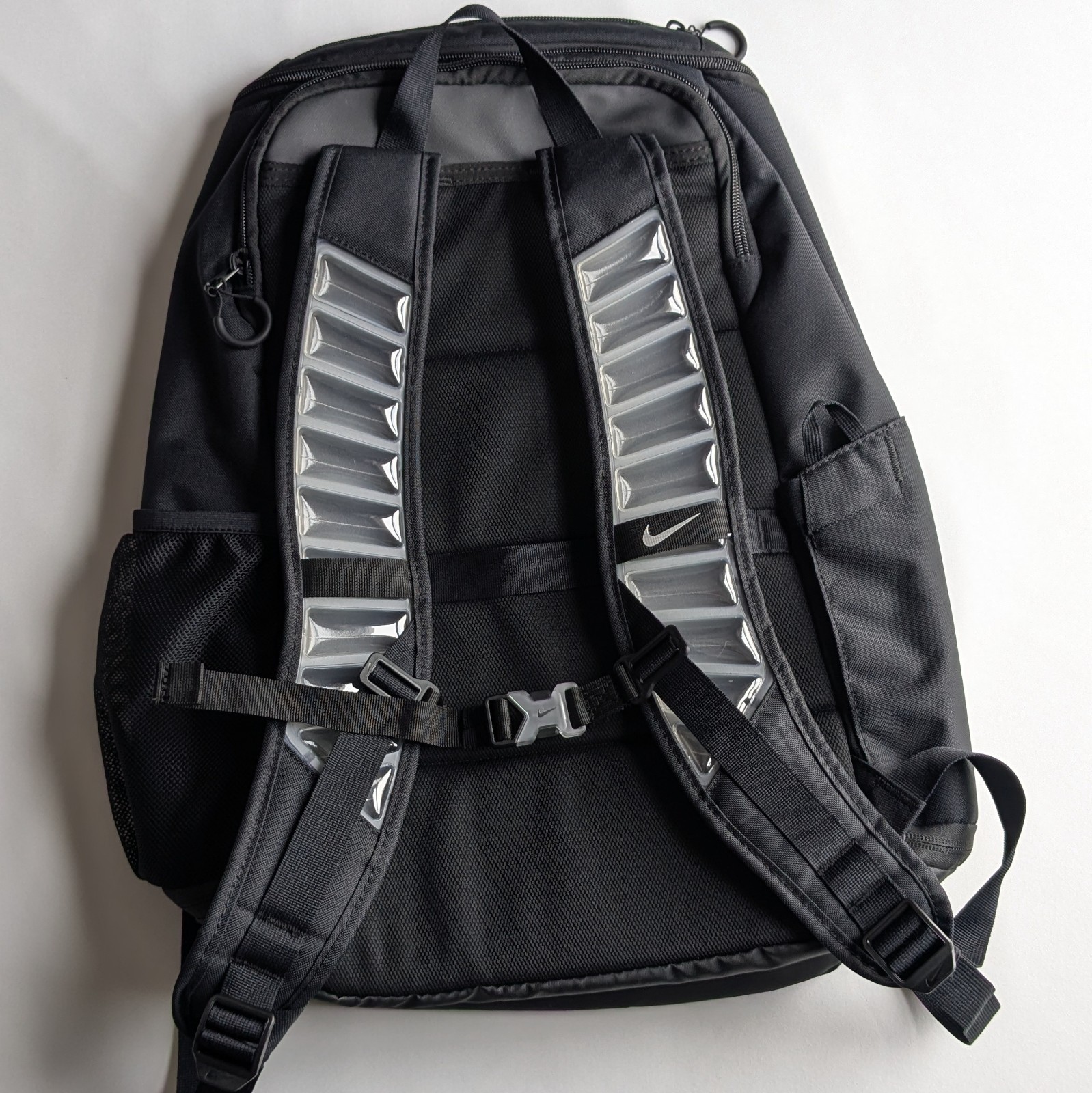 Nike Varsity Elite Backpack School Bag 32L Black Silver Size Large L HM9965-010