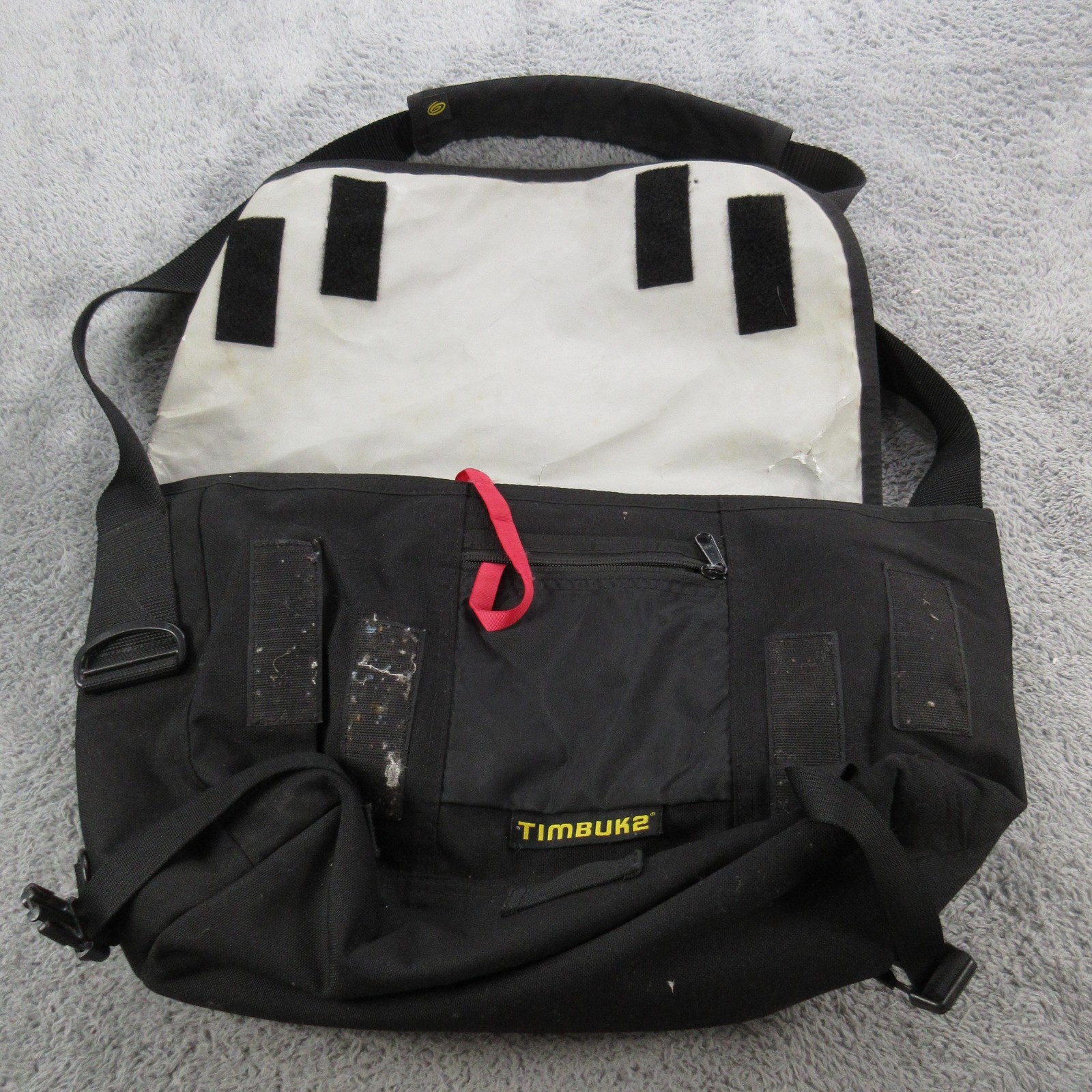 Timbuk2 Messenger Bag Medium Black Nylon Laptop Work Travel Shoulder Crossbody