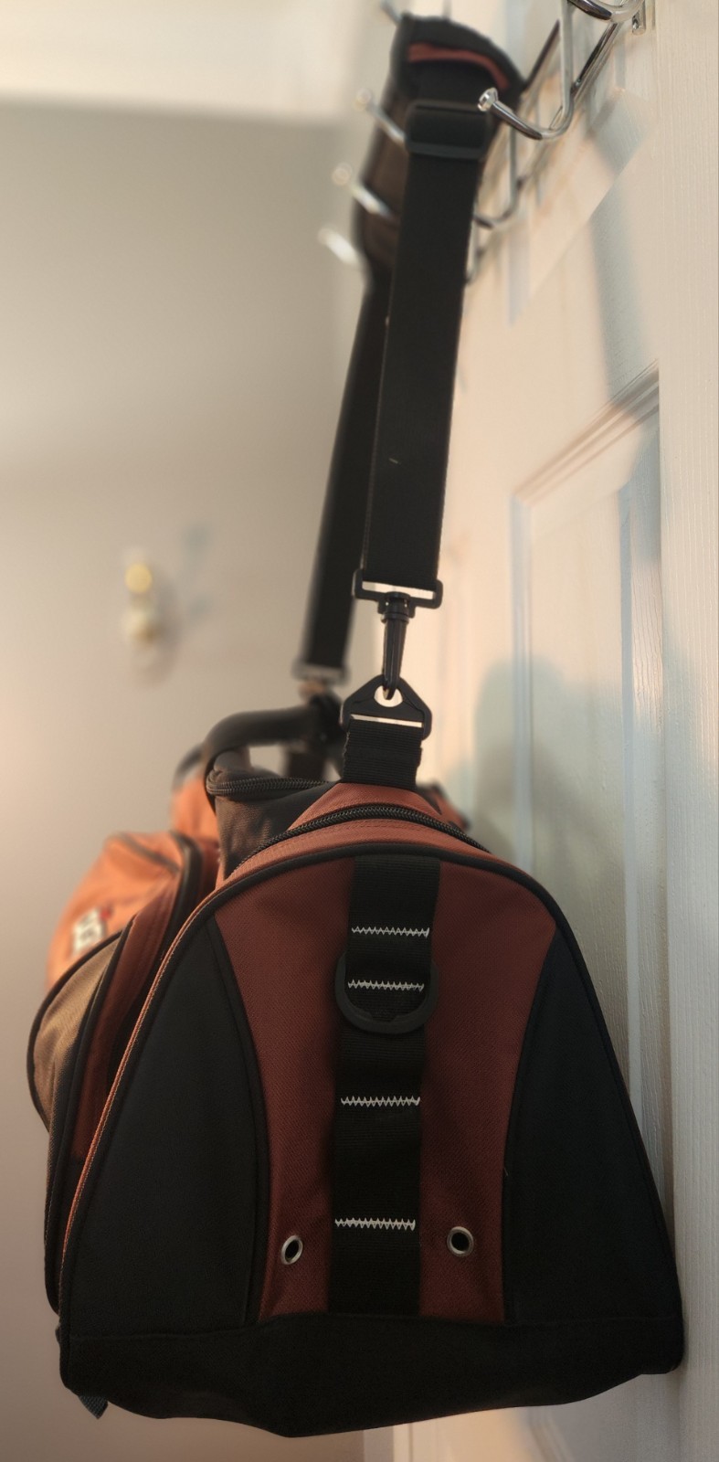 DUFFEL BAG, OGIO NYLON 22×10 MAROON & BLACK w SHOULDER STRAP in GREAT SHAPE