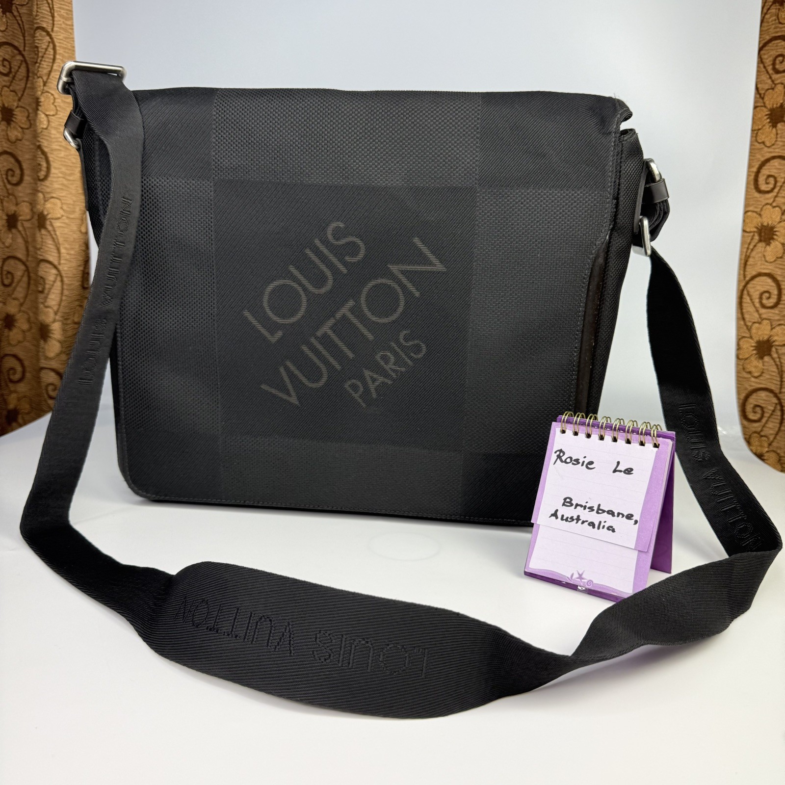 LOUIS VUITTON Damier Geant Messenger Crossbody Messenger Shoulder Bag