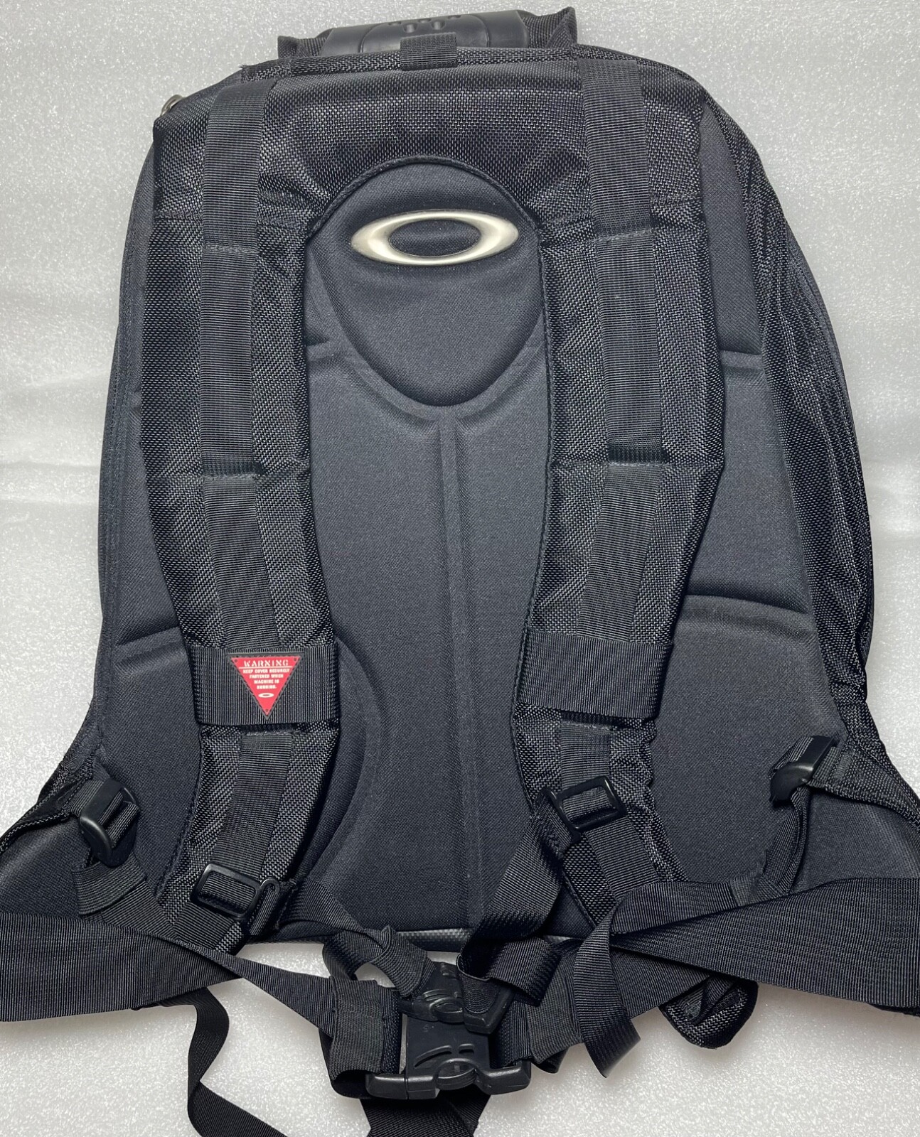 OAKLEY HARD SHELL BACKPACK HARDSHELL EXCELLENT CONDITION RARE