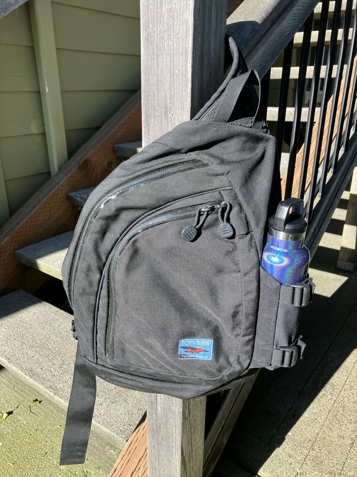 Tom Bihn Buzz Sling Bag Black Ballistic