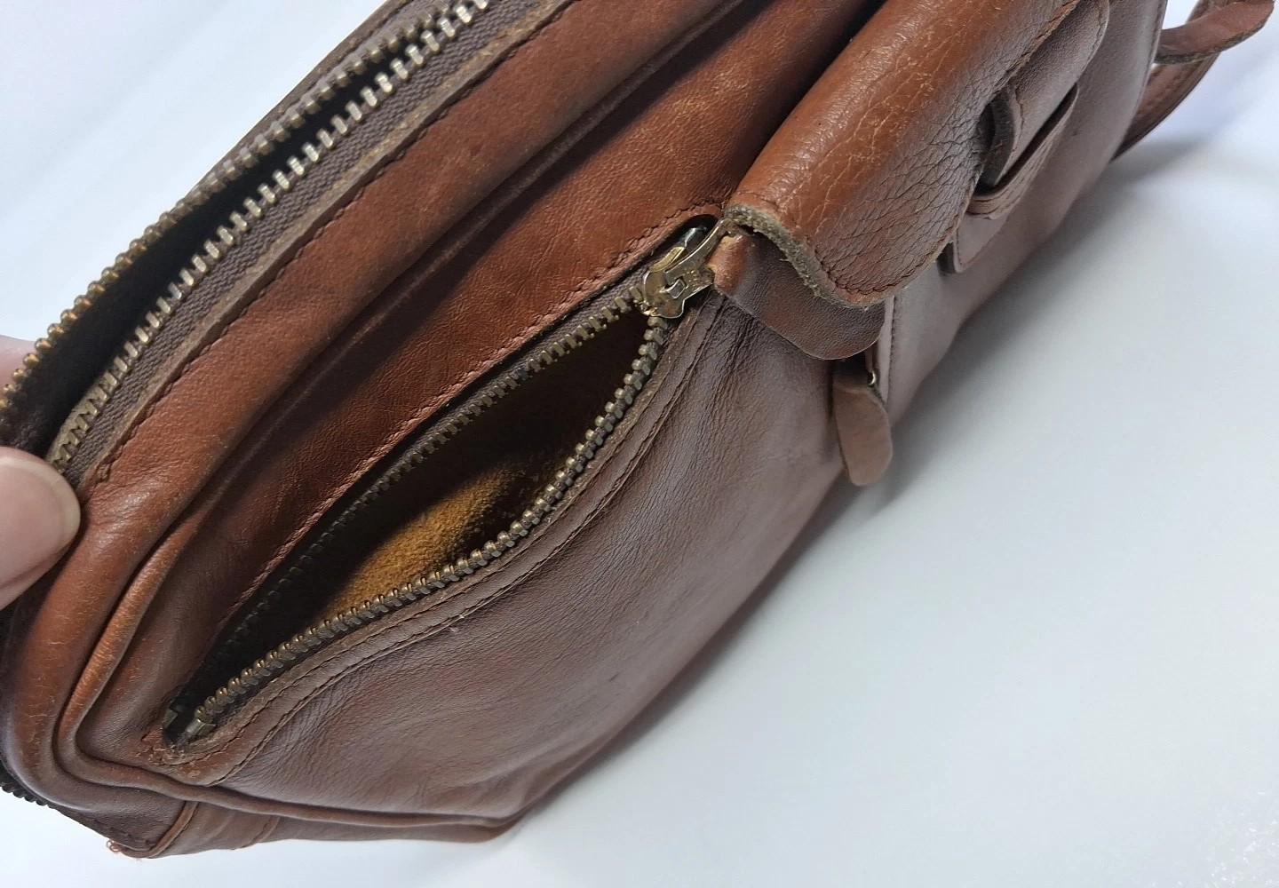 Samsonite Colombian Leather Bag Wrist Clutch Brown Pockets Vtg Unisex 9×6″