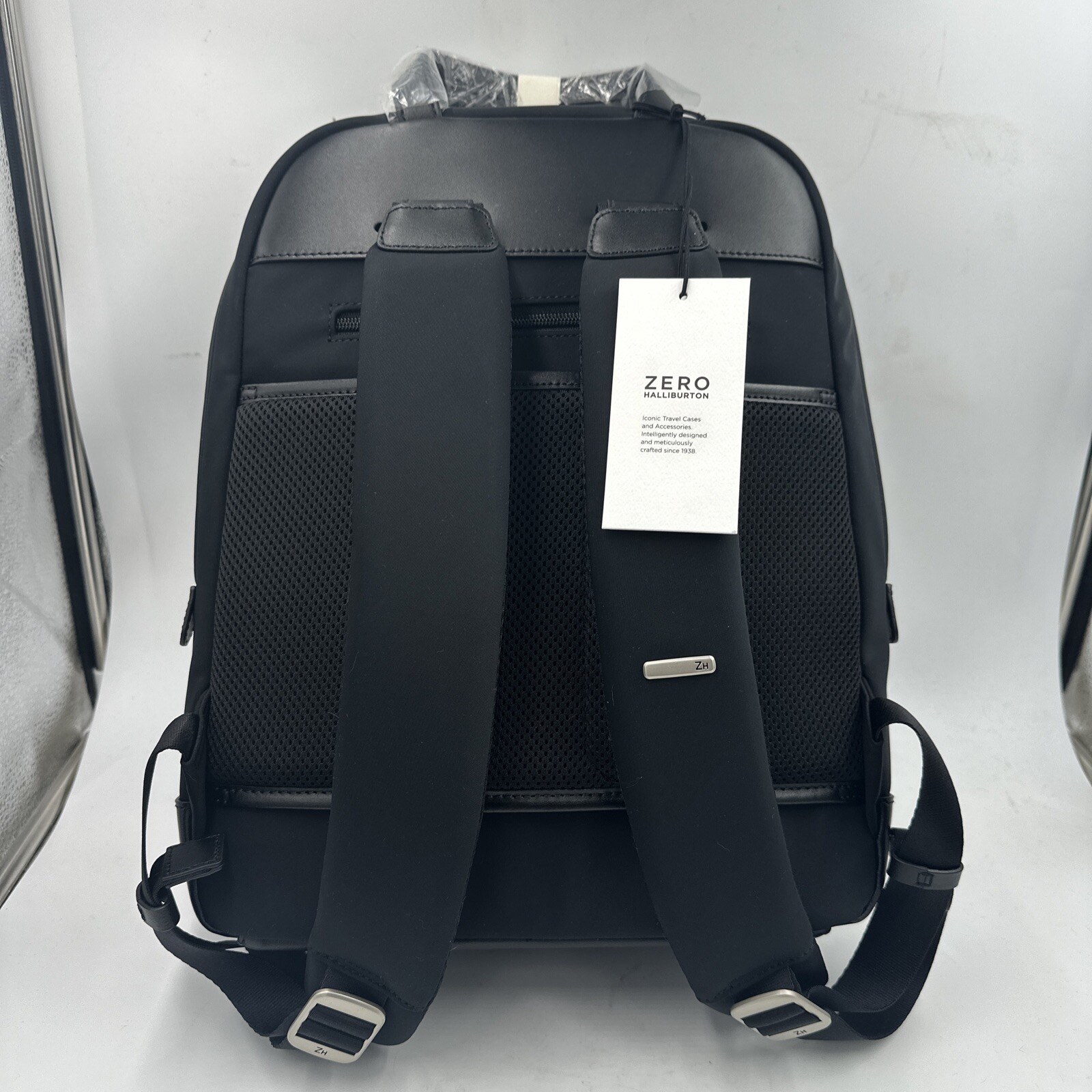 Zero Halliburton Journal Collection Nylon Small Backpack Graphite Black NWT