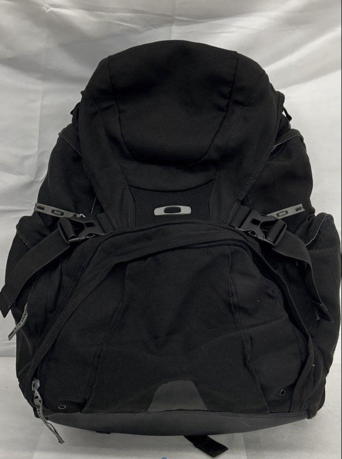 Oakley Software Vintage Black Hiking/tech Backpack Soft shell Drawstring