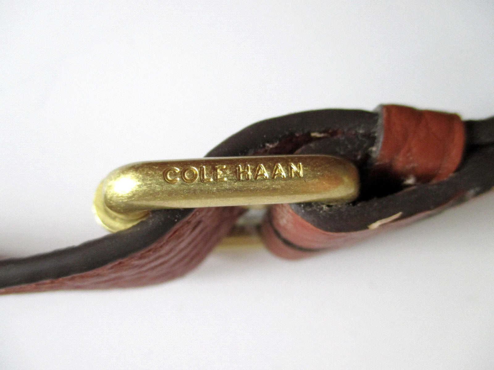 Cole Haan Duffle Bag Brown Pebbled Leather Removable Strap Zipper Close