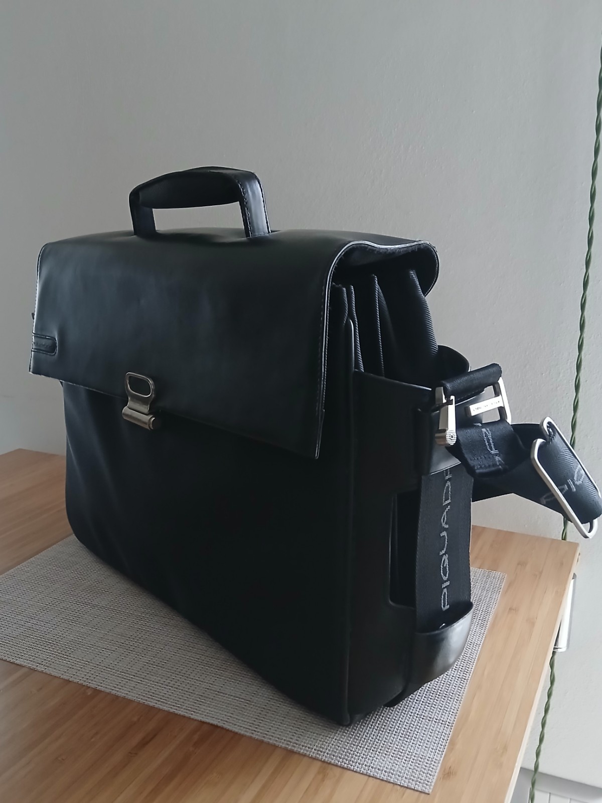 PIQUADRO beautiful bag for men NEW
