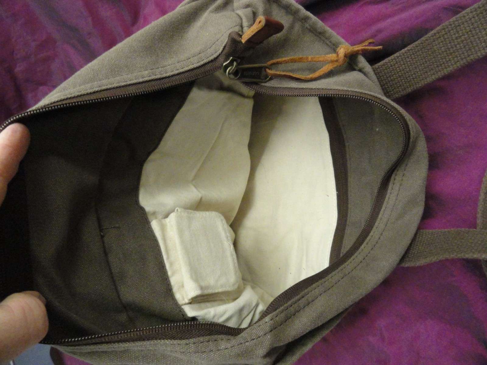 Duluth Trading 49012 light brown Canvas tote bag – 13″ x 12.5″