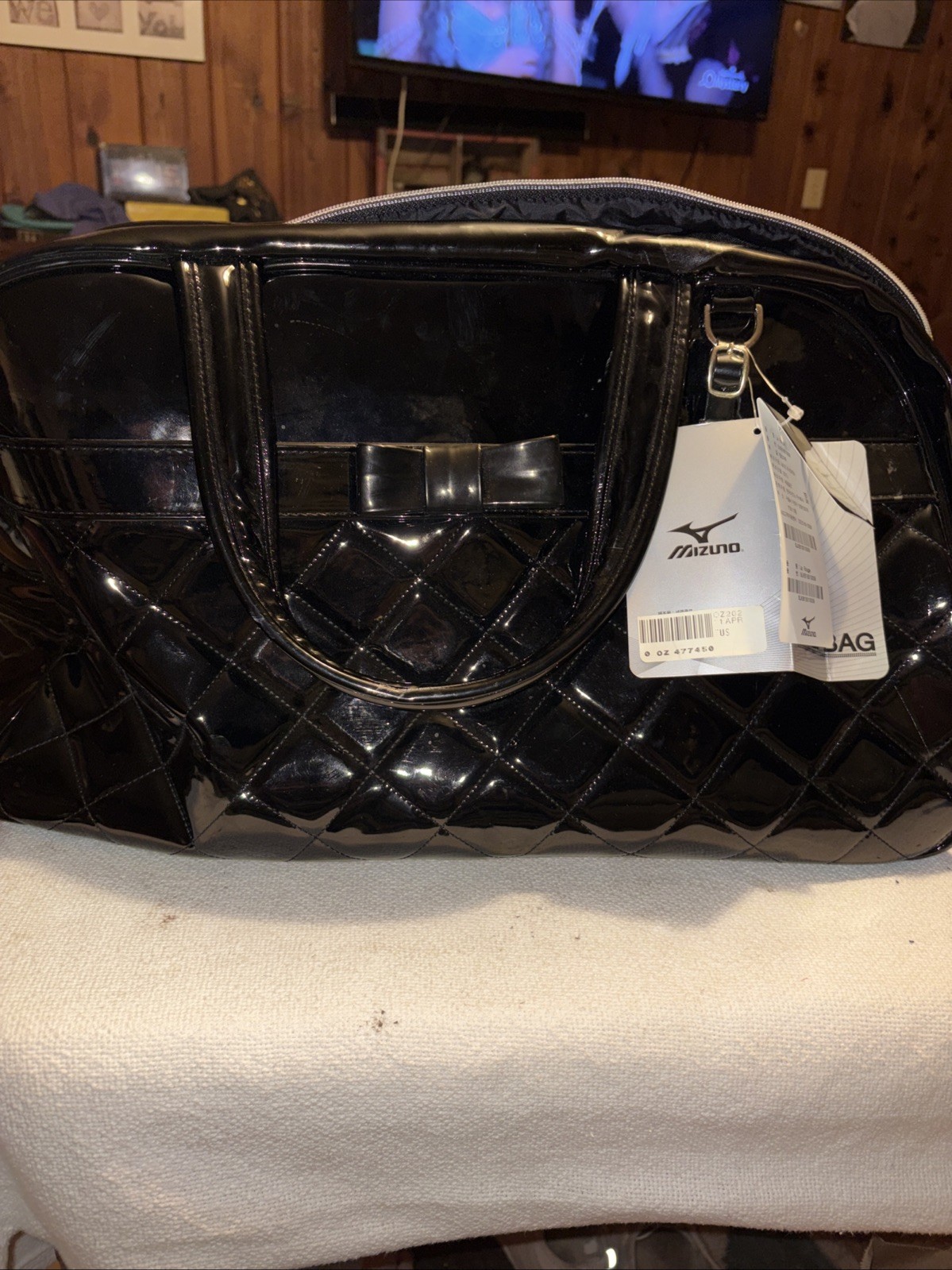 [Mizuno] Enamel bag And Wallet sports, Golf activities school shoulder bag