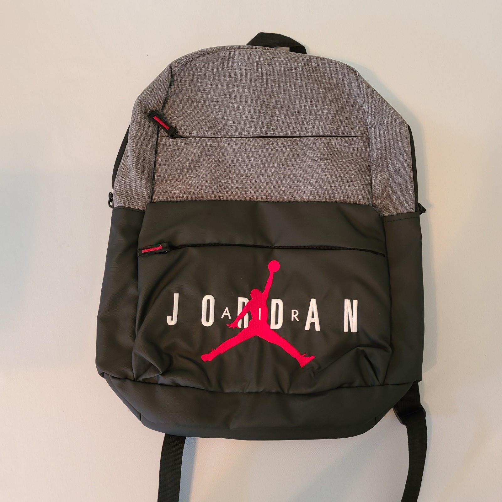 Michael Jordan Airman Pivot Backpack 15″ Heather Gray/Black NWT