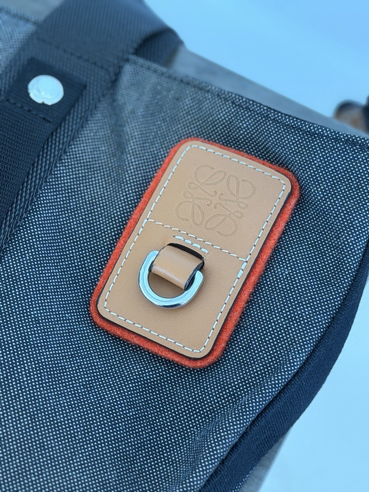 Brand New LOEWE Eye/LOEWE/Nature Grey Canvas Travel Bag – Men’s Luxury Bag