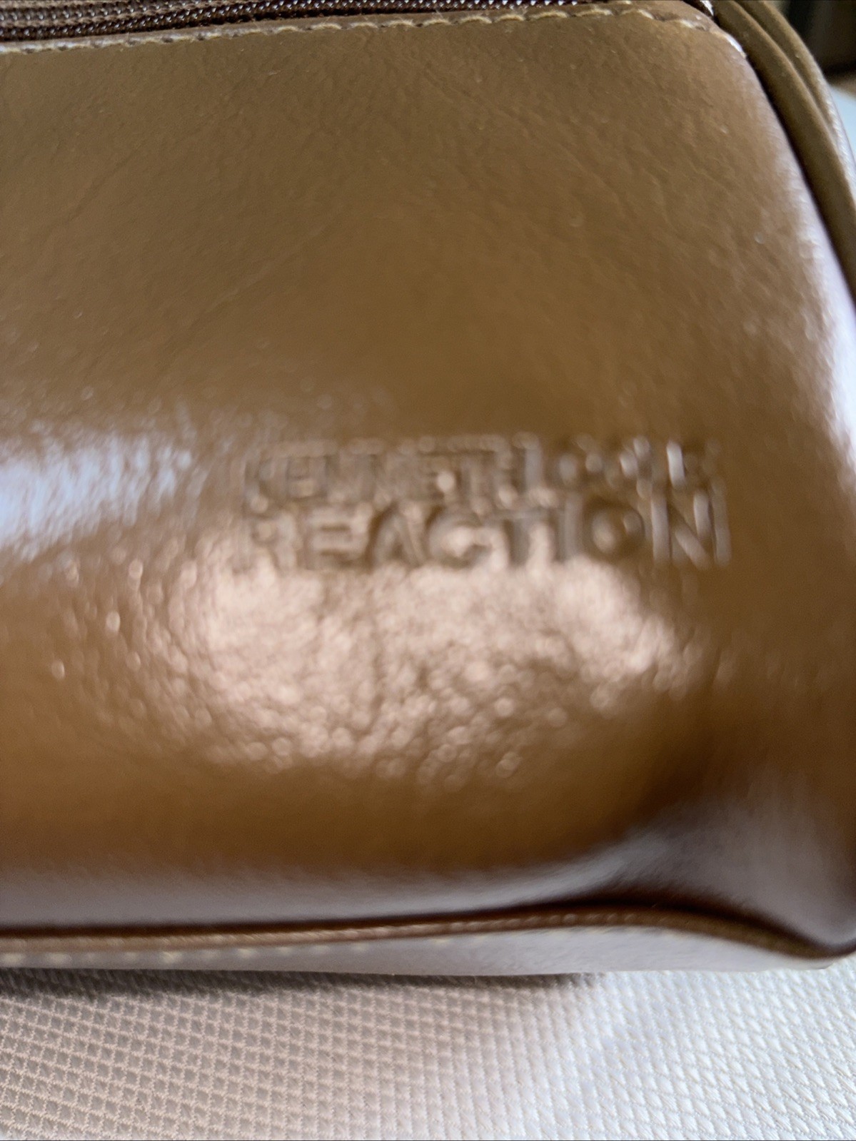 Kenneth Cole Reaction Men’s Brown Toiletry Travel Dopp Kit Bag NWT Zip Case