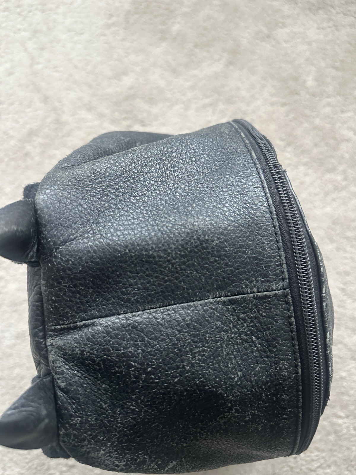 Cole Haan CHDM11026 Pebble Backpack for Men – Leather,…