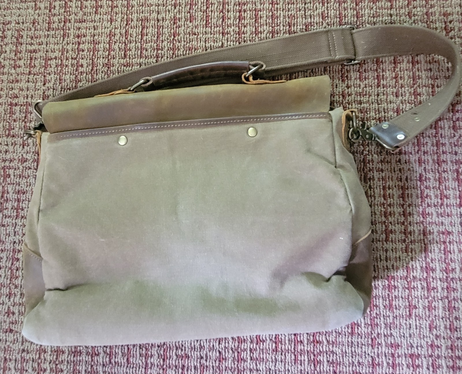 Wowbox Canvas and Leather Messenger Bag (Heavy Duty, Laptop Compatible)