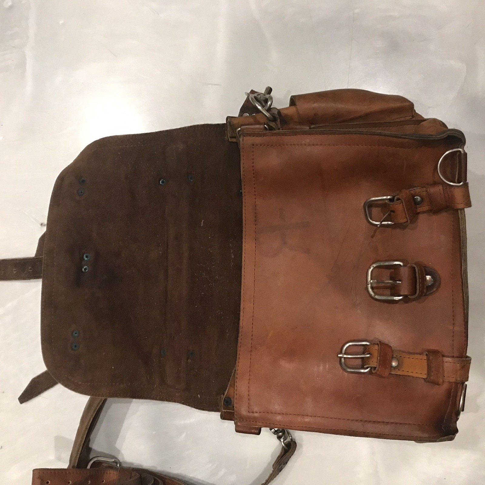 Briefcase Chestnut Leather Cross Body Shoulder Bag with Handle, Straps & Pockets