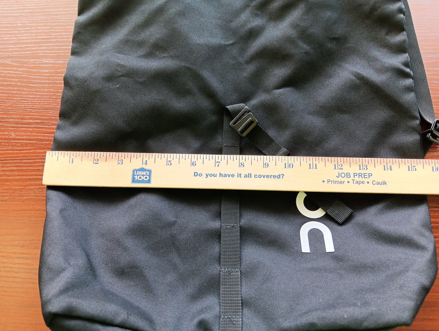 On Running Backpack Black Unisex Adjustable Straps Snap Close Lined Zip Pocket