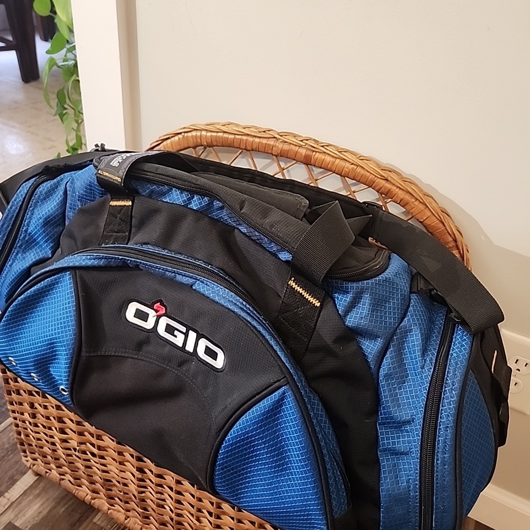 OGIO Duffle Sports Gym Travel Bag Blue & Black 50 Liter All Terrain