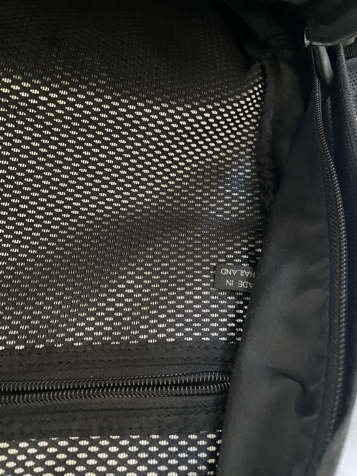 Tumi T2 Black Leather Nylon Backpack Clean Very Good Condition