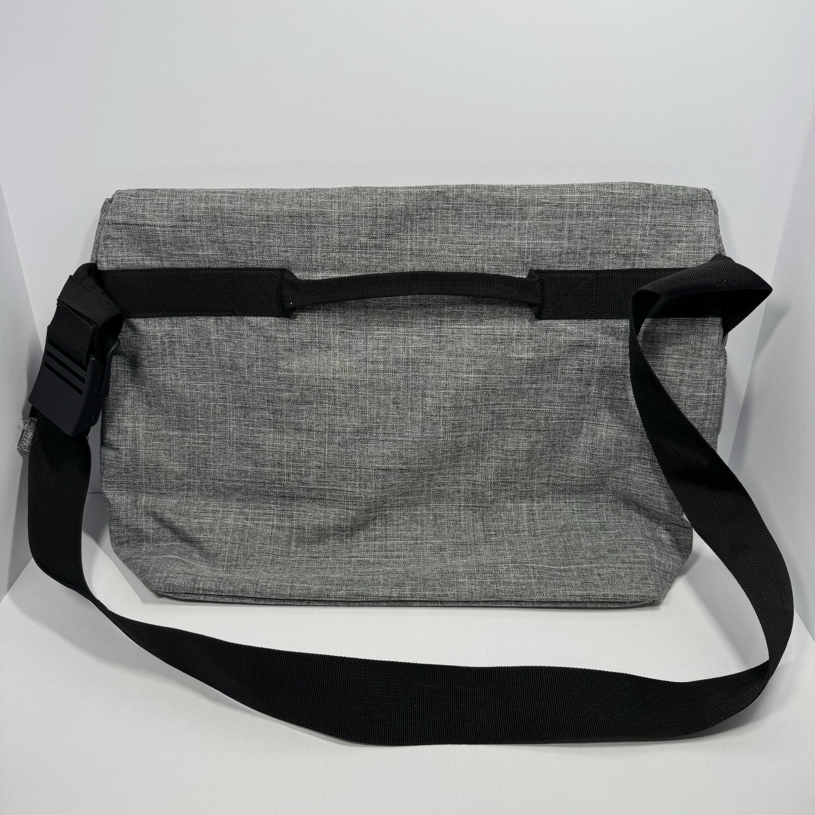 Herschel Supply Gray Messenger Bag Portland Trail Blazers Logo Laptop Crossbody