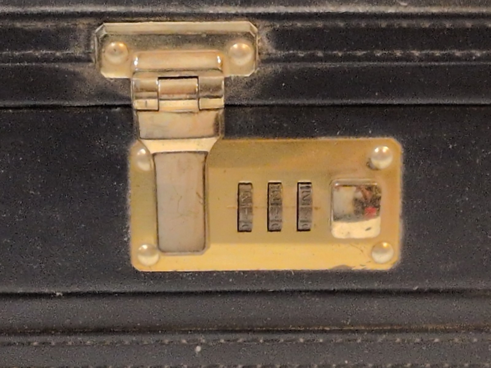 Briefcase Black Leather Brass Combination Lock Latches Attache Laptop