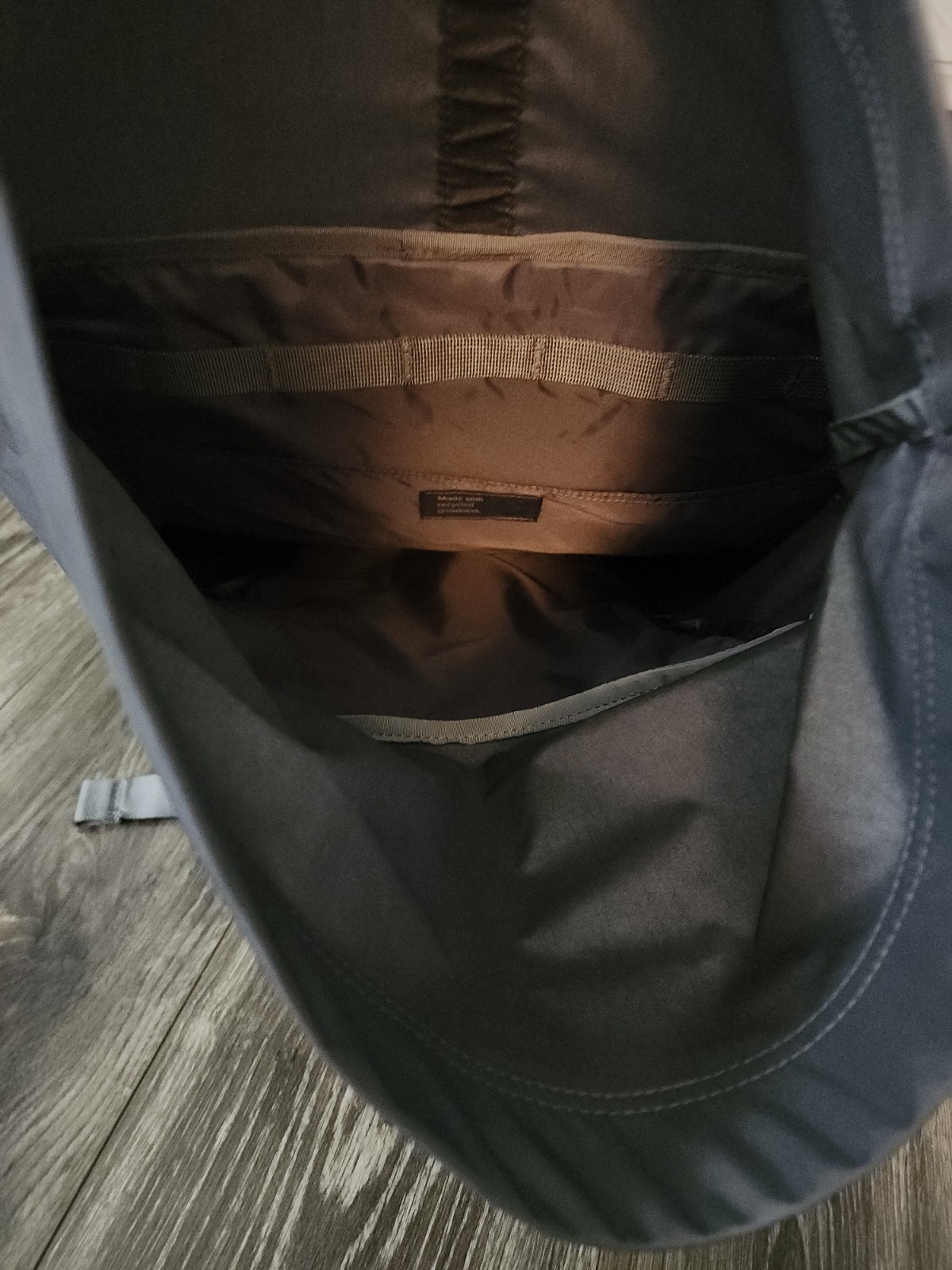 NWT Timbuk2 Tuck 15″ Computer Backpack Gray Upgrade Logo