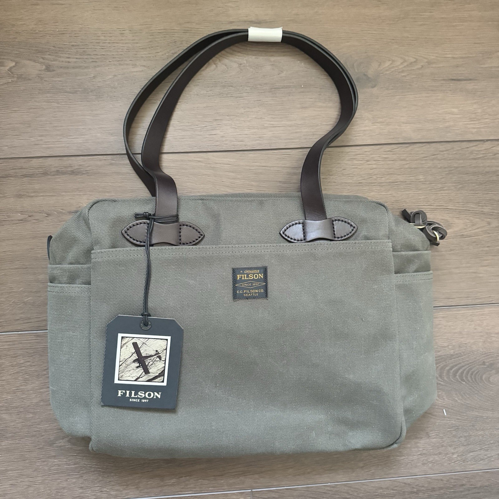 Filson Rugged Twill Tote Bag with Zipper | Otter Green