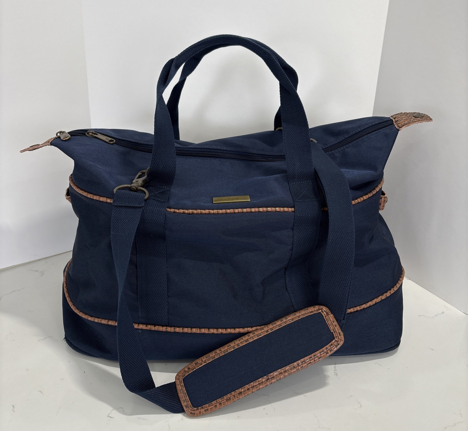 Tommy Bahama Mojito Travel Duffle Bag 20″ Blue Basektweave Trim Handle w/Strap