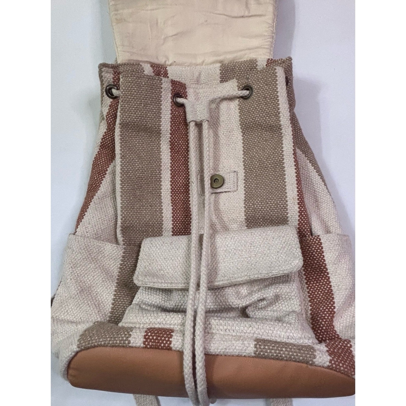 Universal Thread Canvas Stripe Drawstring Backpack – Neutral Stripe