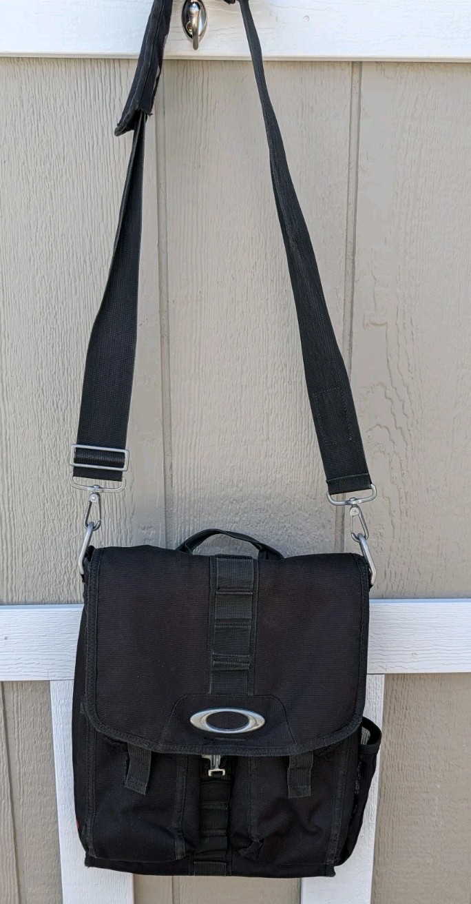 Oakley Red Code Tactical Field Gear Utility Bag – RARE