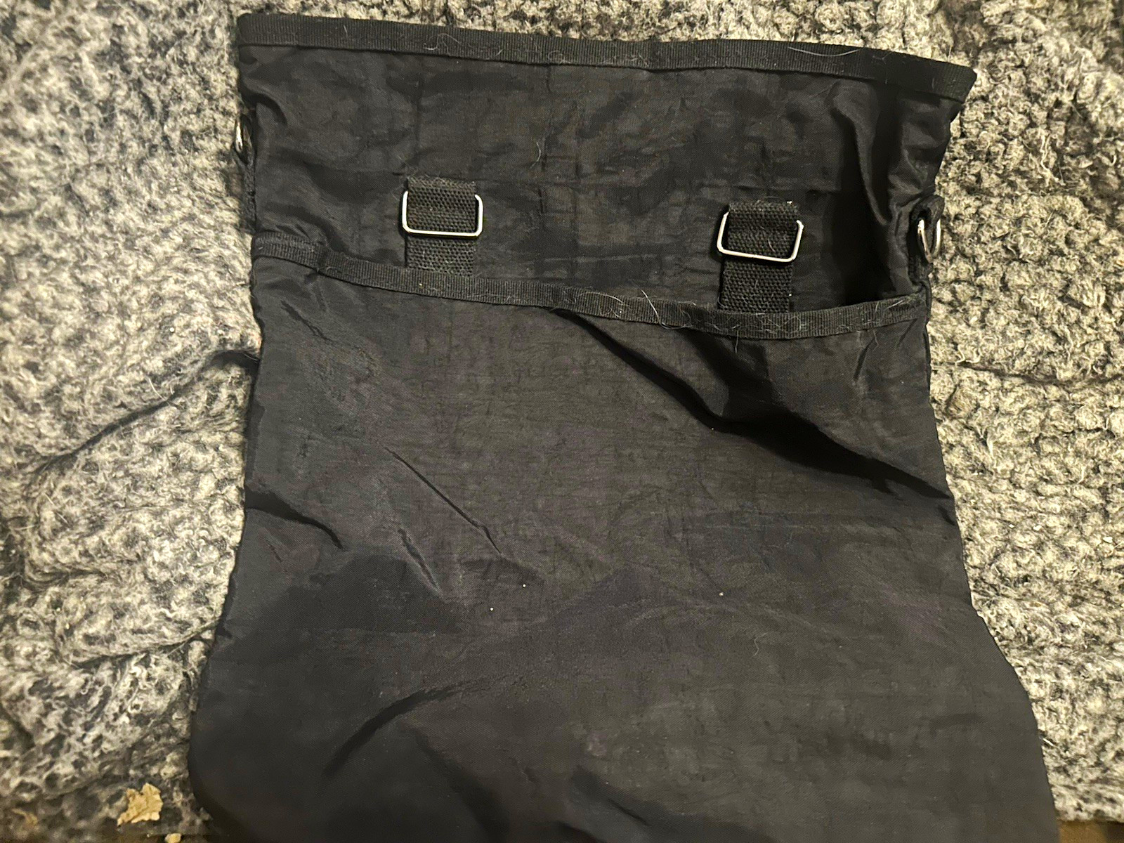 Black Medium Men’s Crossbody Bag Buckle Closure Inner Pockets Shoulder Strap