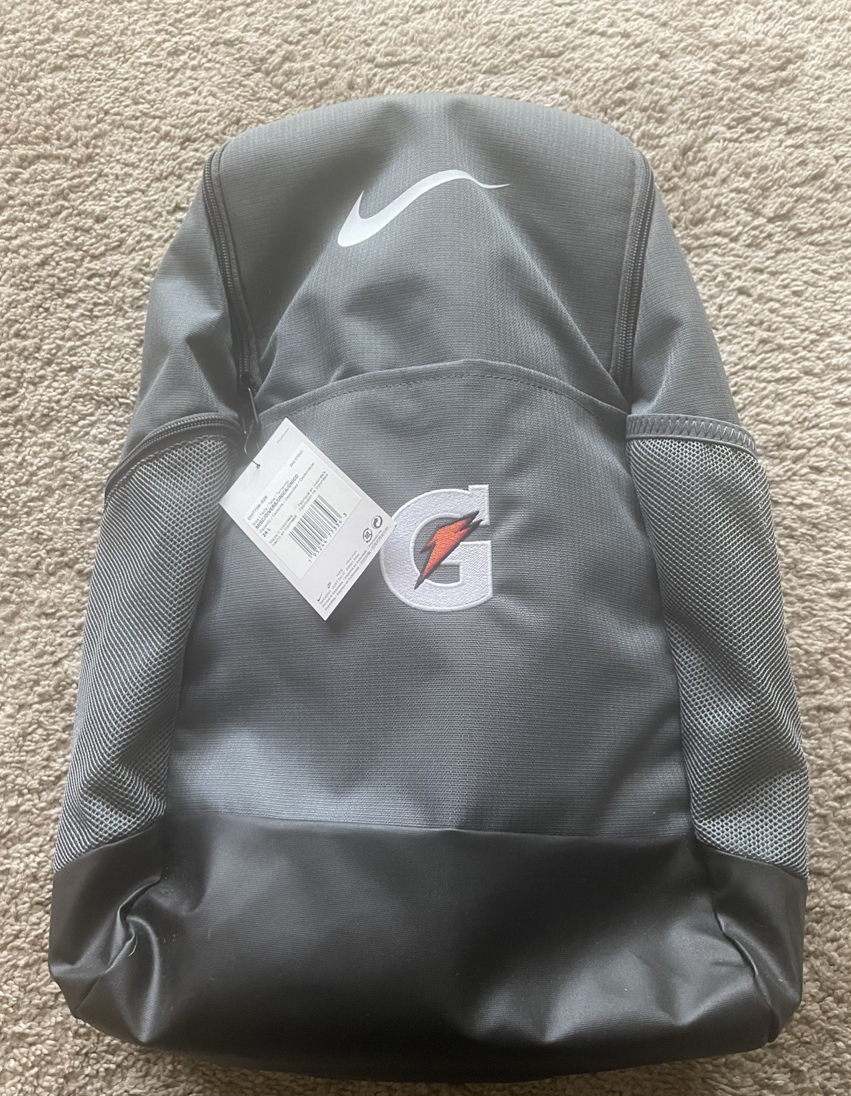 Nike Gatorade Brasilia Training Backpack -24 L Color Grey/Black& Sideline towel