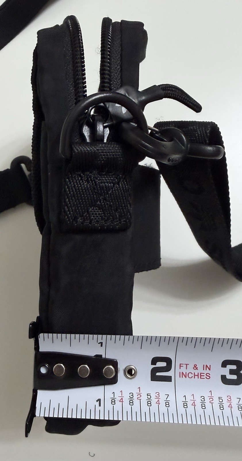 adidas Black Small Crossbody Bag Zip Adjustable Strap Outer Pockets