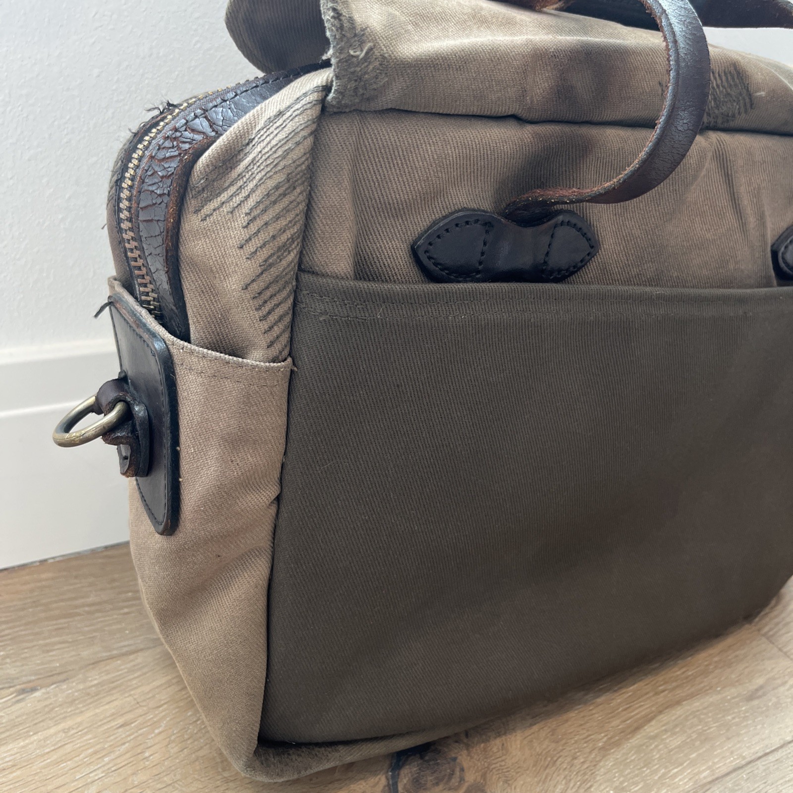 Filson Repaired 258 Padded Computer Bag | Otter Green w/ Darning | Made in USA