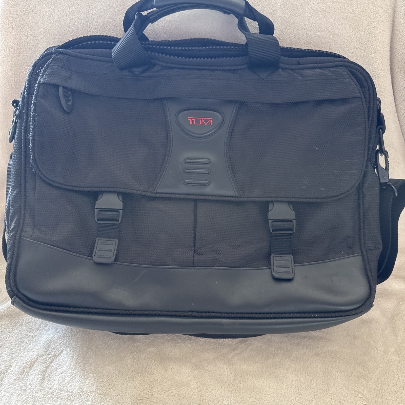 Tumi Tech Ballistic Nylon Briefcase Messenger Laptop Bag Black Crossbody Buckle