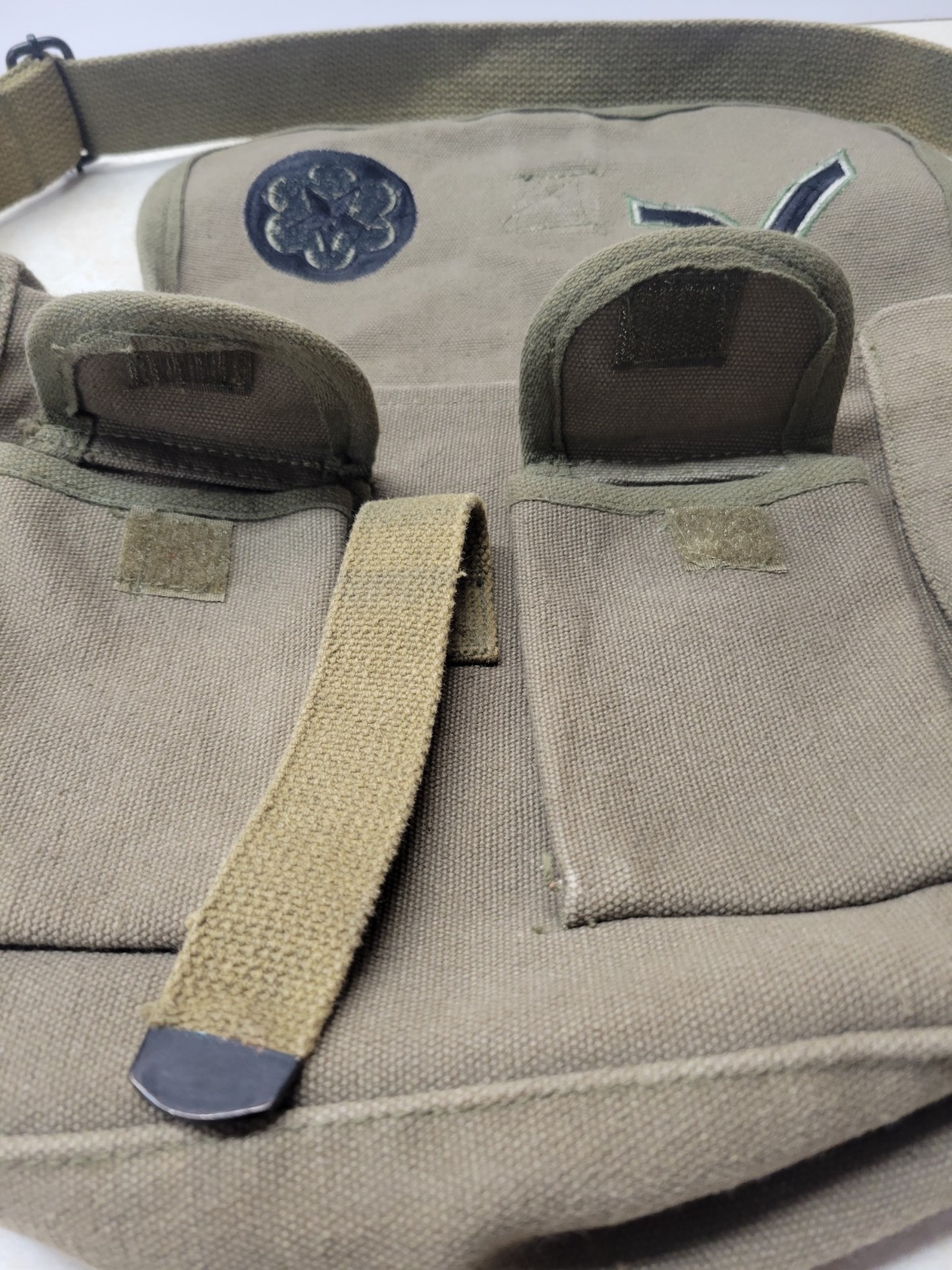 US Military Style Canvas Vintage Messenger Crossbody Bag Army Green Patches