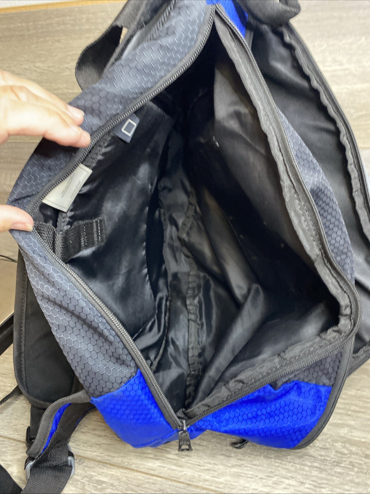 Adidas Sling Backpack Spring Load Crossbody Shoulder Strap 16×20 Black Blue Gray
