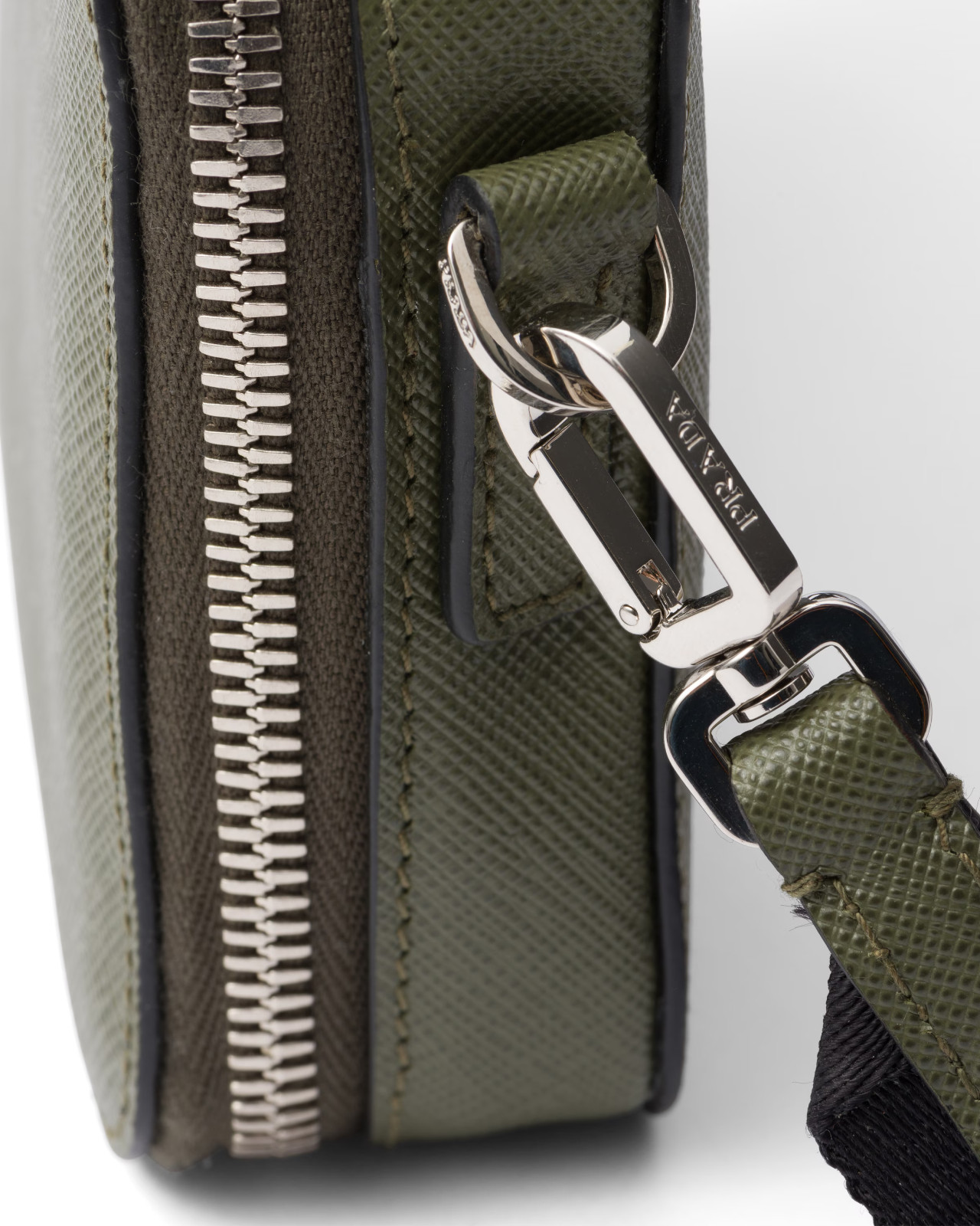 👜🟢 Prada Brique Saffiano Leather Bag – Loden Green – Like New Crossbody