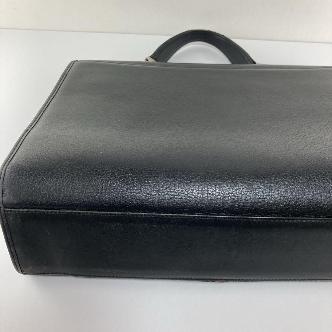 Authentic Vintage Burberry Black Leather Briefcase with Nova Check Interior, Siz
