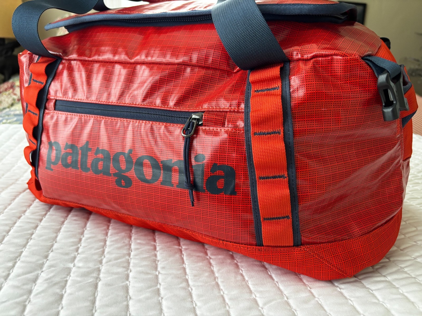Patagonia Black Hole Duffle Bag 45L Red Orange Excellent