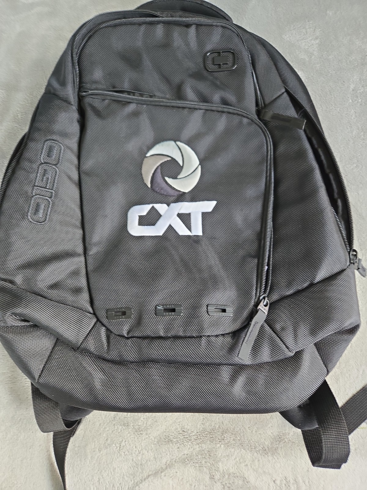 OGIO® Ace Black Backpack, 1680D, 1,450 cu. in./22.1 L,PADDED Pockets 411061 NWOT