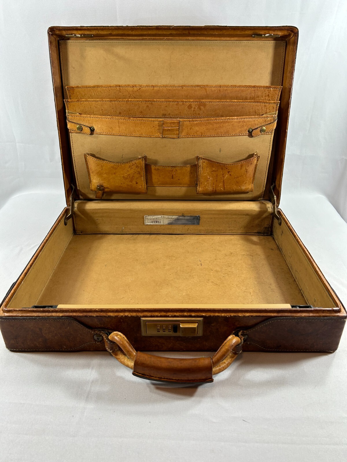 Hartmann Luggage Briefcase – Leather Hard Sided Case – 1980s – Brown